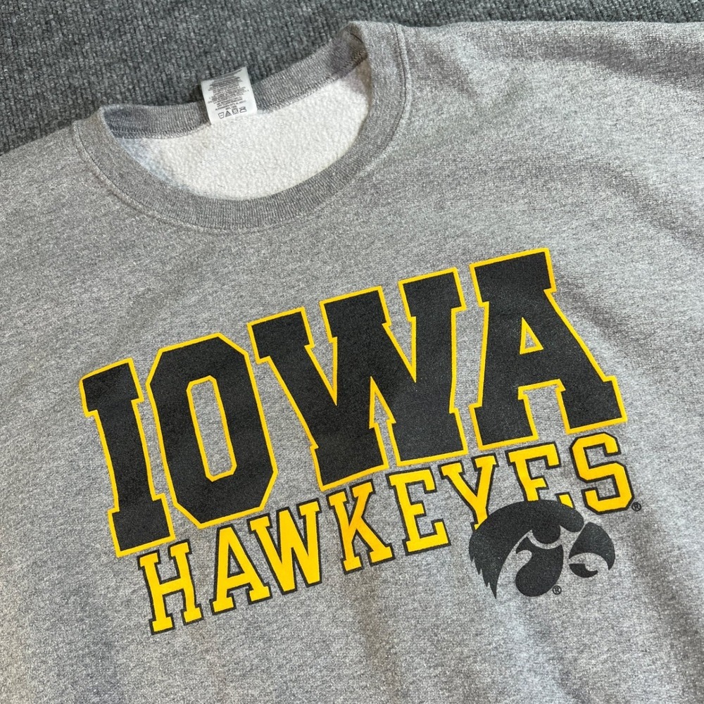 Vintage Iowa Hawkeyes Sweatshirt Mens 3XL Gray NCAA Jerzees Fleece Pullover Logo